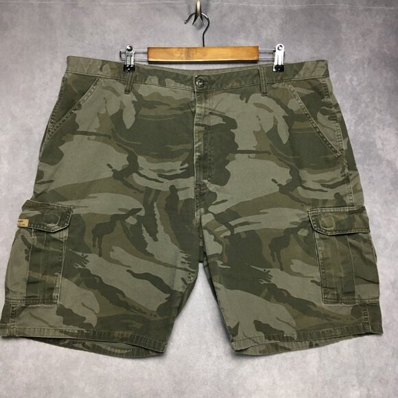 Wrangler Mens Camo Cargo Shorts size 40 - 42 Green Cotton Stretch Camouflage - Picture 1 of 13